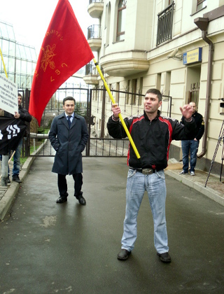 Участник пикета у посольства Турции. Москва, 24 апреля 2013 г. Фото Елены Хрусталевой для "Кавказского узла"