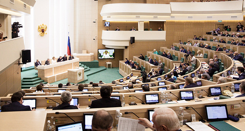 Заседание Совета Федераций. Фото Пресс-службы Совета Федерации, http://council.gov.ru/press-center/photo/31199/ 