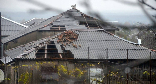 Последствия сильного ветра в Грузии. Фото: © FB / Районная администрация Ланчхути http://sputnik-georgia.ru/incidents/20161031/233674441/Silnyj-veter-povredil-doma-na-zapade-Gruzii.html