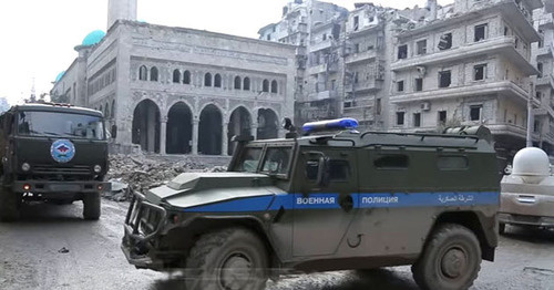 Российская военная полиция в Алеппо. Сирия. 18 января 2017 г. Кадр из видео пользователя Anna News https://www.youtube.com/watch?v=0vxmYR6QQkI