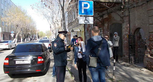 19.04.2017 Астрахань пикетирование УМВД по г. Астрахань.  Фото Елены Гребенюк для "Кавказского узла"