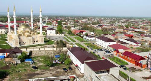 Вид на Ачхой-Мартановский район. Фото http://www.grozny-inform.ru/multimedia/photos/64244/?mob=1