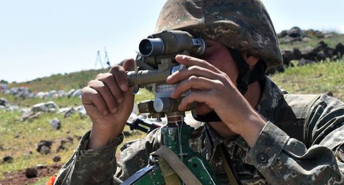 Солдат армянской армии. Фото пресс-службы МО Армении https://mil.am/hy/news/8385