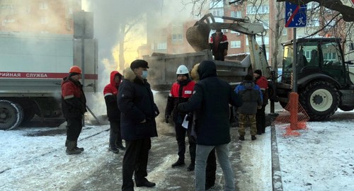 Ликвидация аварии на  на тепловой сети в Ростове-на-Дону. Фото пресс-службы администрации Ростова-на-Дону https://rostov-gorod.ru/press_room/news/8891/119685/