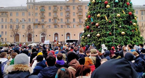 Участники акции за Навального. 23 января 2021 г. Фото Алены Садовской для "Кавказского узла"