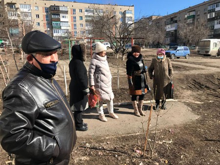 Жители Красного Сулина во время схода. Фото Вячеслава Прудникова для "Кавказского узла".