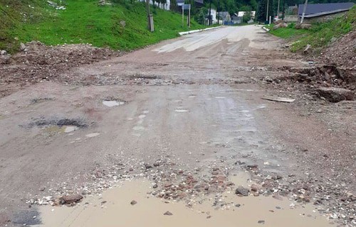 Дорога в Нижнем Чегеме. Фото Людмилы Маратовой для "Кавказского узла".