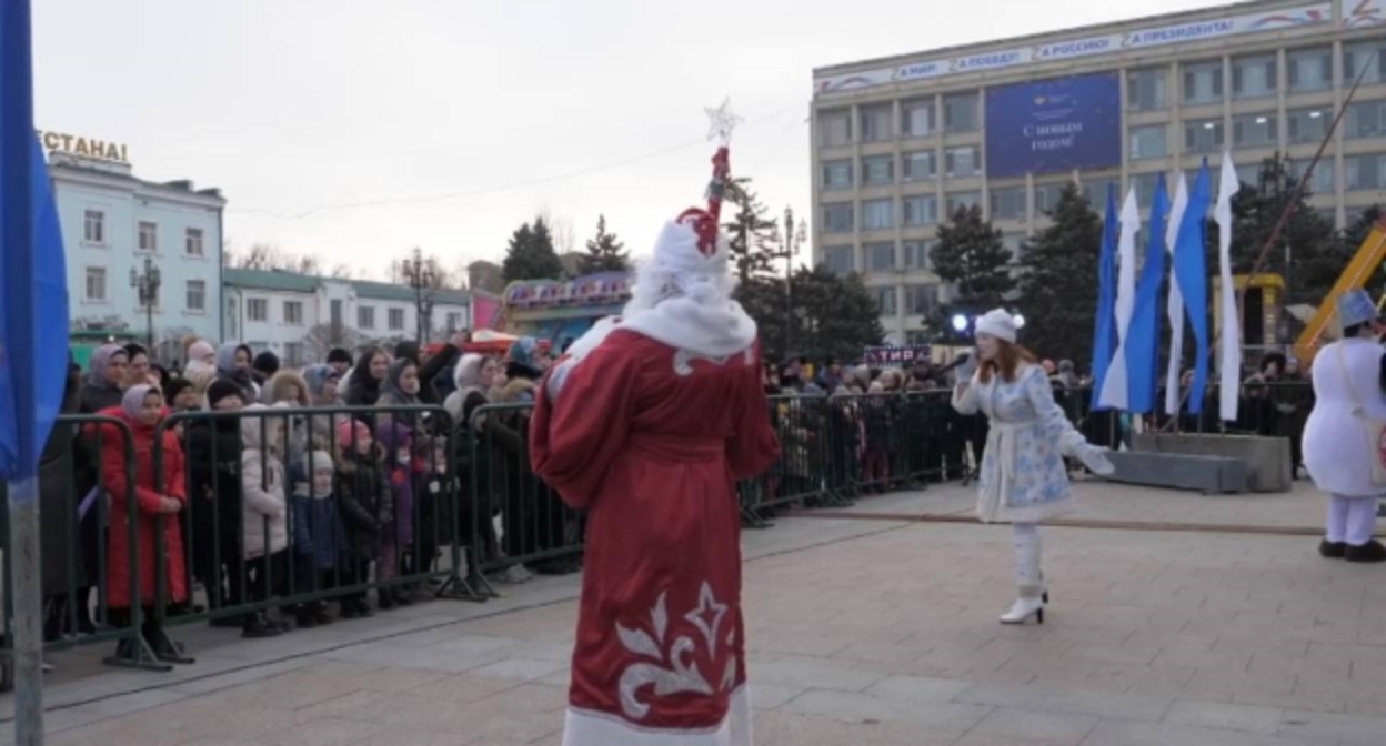 Новогоднее представление в Махачкале, декабрь 2022 год,  фото: https://midag.ru/