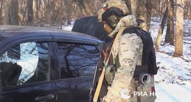 Кадр видео с места перестрелки под Нальчиком. Скриншот https://ria.ru/20221228/boeviki-1841850658.html