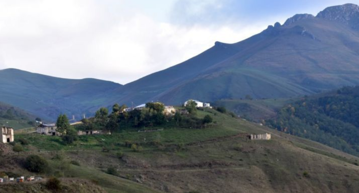 Село Лисагор. Фото "Арцахпресс", https://www.artsakhpress.am/rus/news/150634/obshchina-lisagor-shushinskogo-raiyona-prodolzhaet-zhit-vopreki-vragu.html