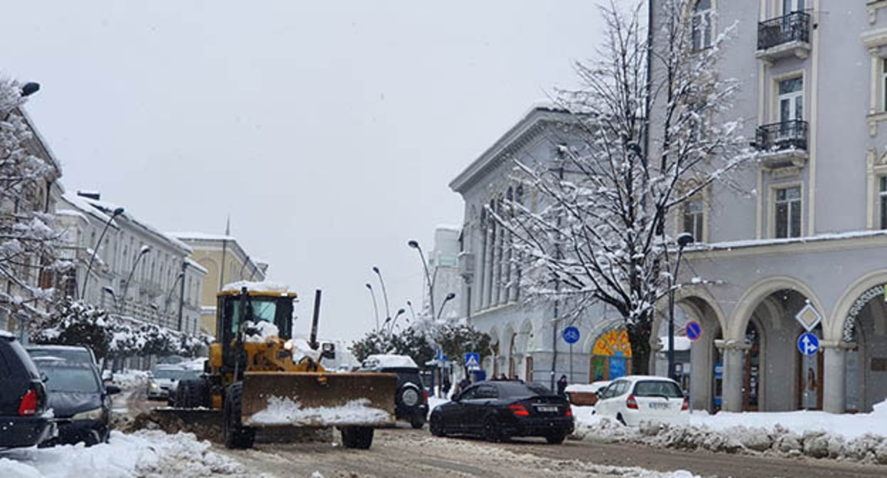 Снегопад в Телави. Фото: https://www.facebook.com/TelaviCityHall/posts/3234755136809387?ref=embed_post принадлежит компании Meta деятельность которой запрещена в России