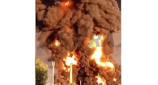 Пожар на нефтебазе в Калаче-на-Дону. Cкриншот видео от 9 июля 2024 г. t.me/astrapress /59271 