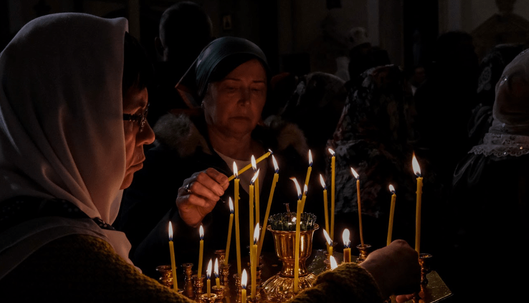 Верующие в православном храме Азербайджана. Фото Азиза Каримова от 07.01.25 для "Кавказского узла".