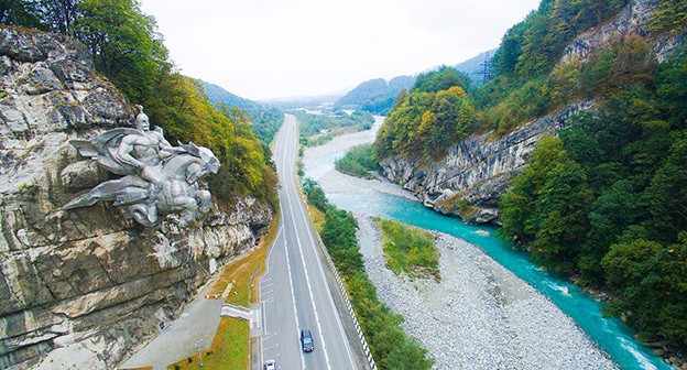 Транскавказская автомагистраль. Фото: Rosavtodor.ru https://ru.wikipedia.org