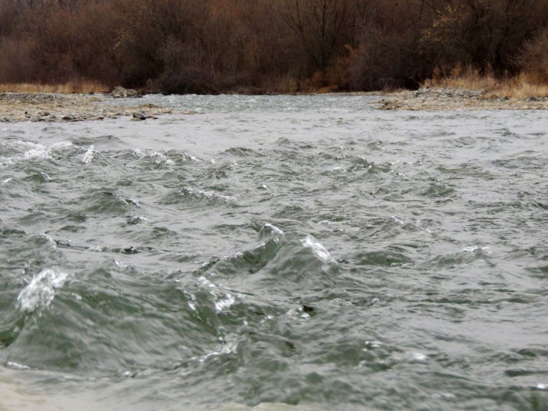 Вода...